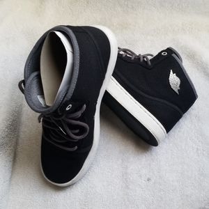 Air Jordan shoes  size 5 boys